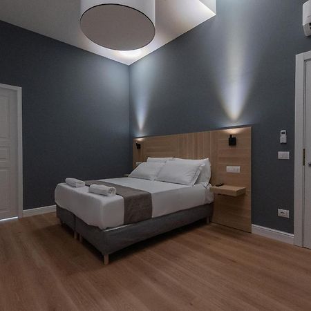 Nolana 28 Rooms In Naples Extérieur photo