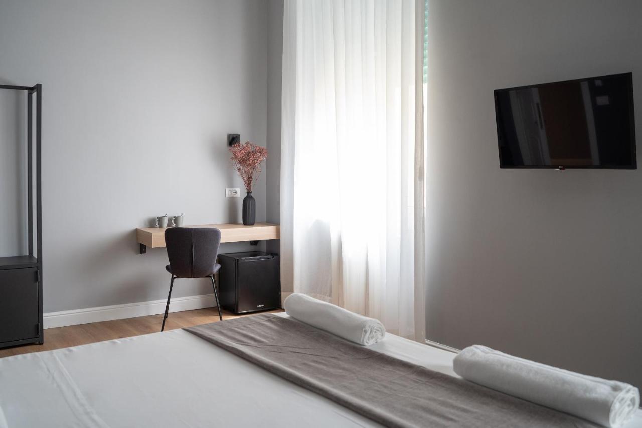 Nolana 28 Rooms In Naples Extérieur photo